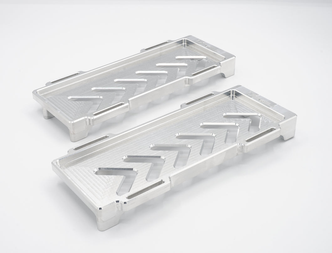 Best LOSI DBXL-E 2.0 12S Battery Tray (165mm x 56mm) Upgrade on the market. Highest quality, precision machining, and Top Level performance. All parts are in raw form, machining marks will be present.

This product fits the DBXL-E 2.0. This product has not been fit tested on the DBXL-E 1.0.

Includes:
(2) LOSI DBXL-E 2.0 12S Battery Tray (165mm x 56mm) Upgrades

Straps and screws are not included. Stock straps and stock screws can be used.